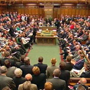 britsches parlament_300x300_scaled_cropp