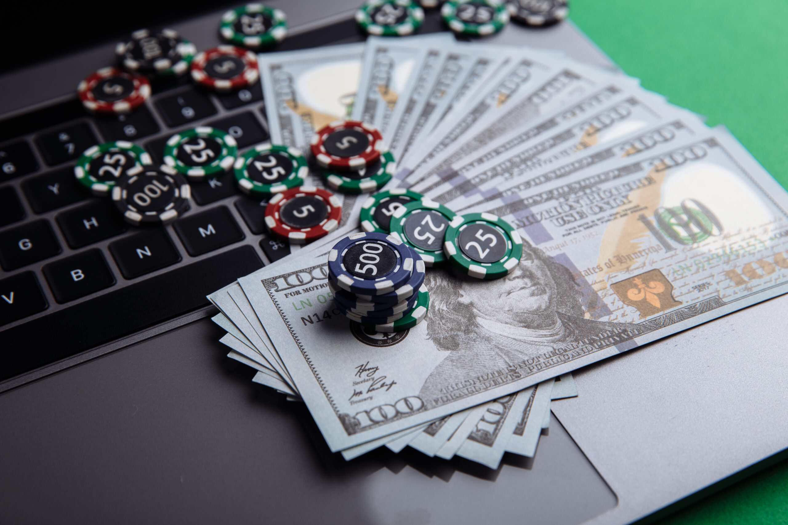 Ideas, Formulas And Shortcuts For Online Poker Tournaments